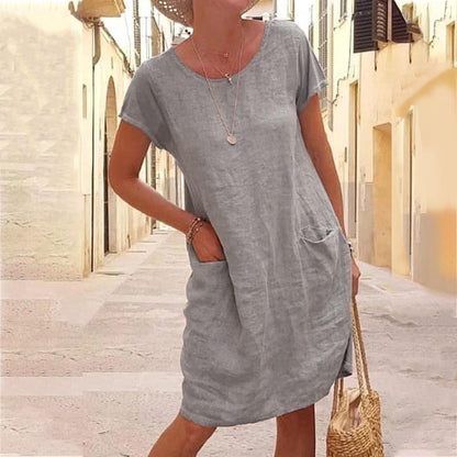 Solid Round Neck Short Sleeve Patch Pocket Dress